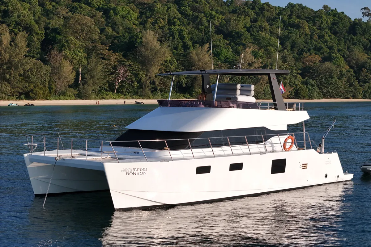 bon-bon-yacht-rental-phuket