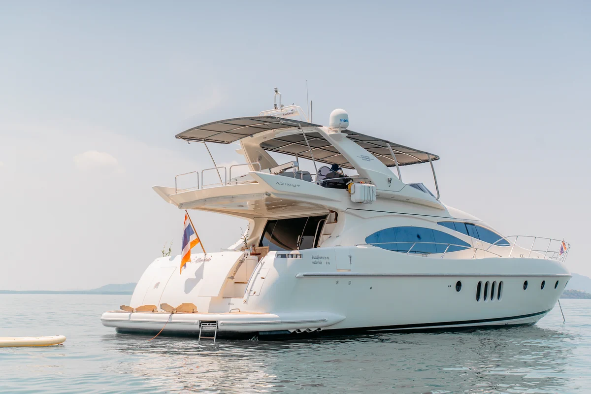 Azimut 68 _113