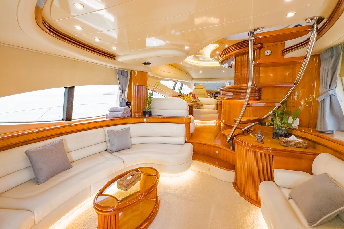 Azimut 68 _75